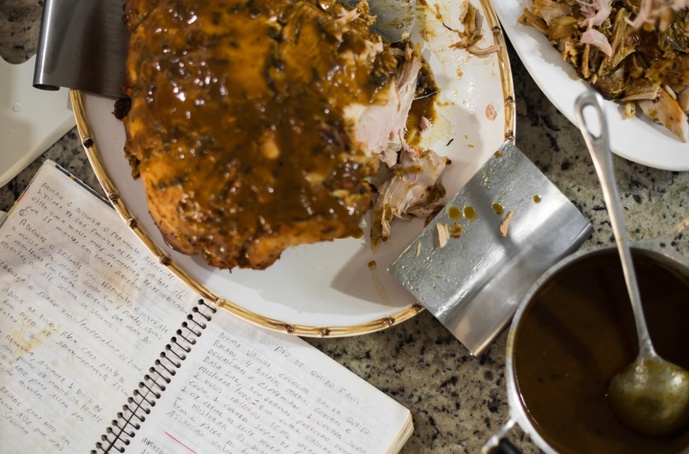 Livro "O tempero de Zaire: Entre receitas e histórias" será lançado em Ribeirão