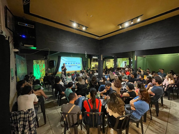 Pint of Science completa 10 anos no Brasil e movimenta bares de Ribeirão Preto
