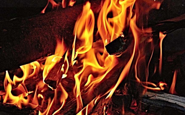 Incêndio em São Paulo deixa quatro mortos e 24 feridos