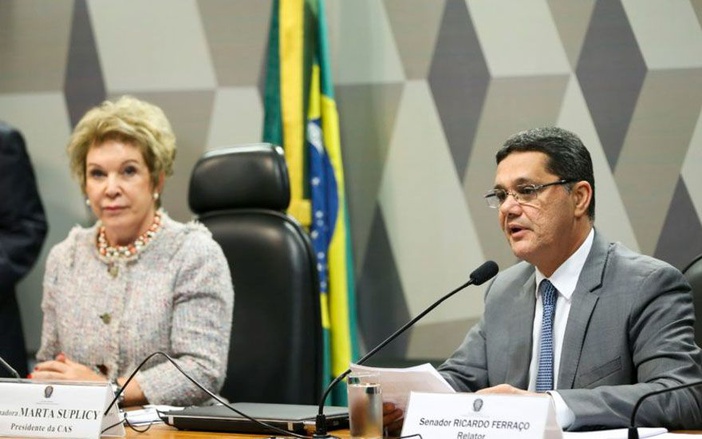 Comissão do Senado rejeita relatório da reforma trabalhista