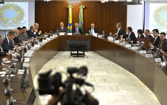Temer e ministros passam fim de semana em reuniões