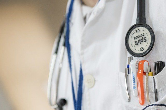 Hospital das Clínicas de Ribeirão Preto recebe recursos para contratação de médicos e enfermeiros