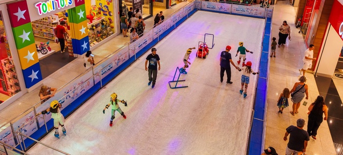 De patinação no gelo à realidade virtual, ShoppingSantaÚrsula tem atrações variadas para o período de férias