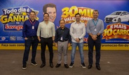 Campanha de final de ano do Savegnago Supermercados distribui 30 mil vales-compras e sorteia 10 carros