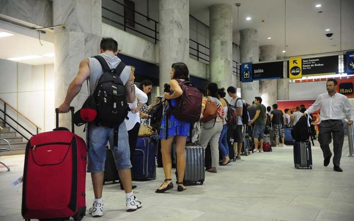 Empresa do Rio aluga carro roubado para turistas franceses