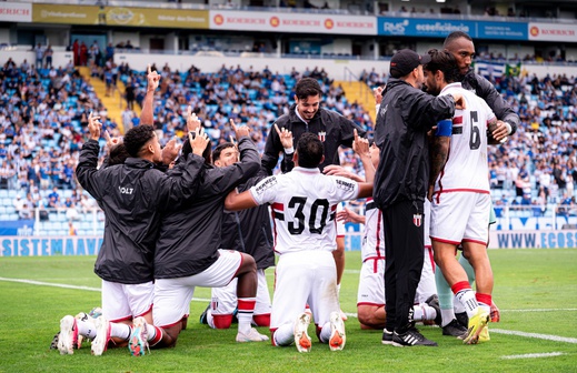 Botafogo vence a 4ª consecutiva e confirma permanência na Série B