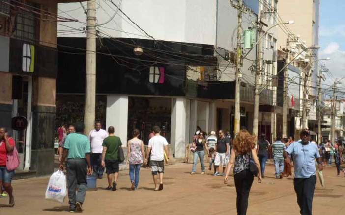 Comércio abrirá em horários variados no Carnaval