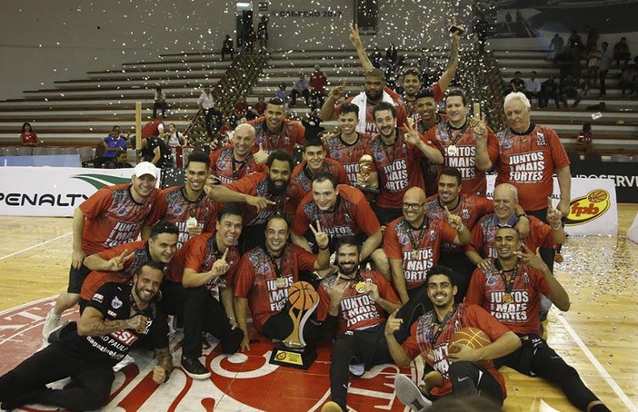 Basquete campeão