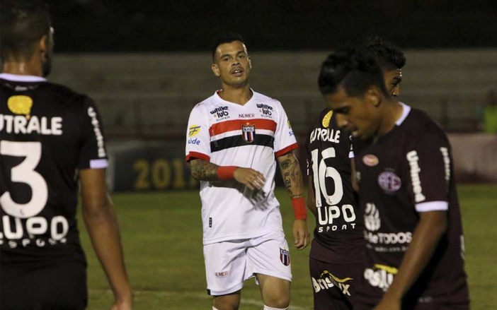 Botafogo e Ferroviária se enfrentam em clássico do interior