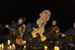 Edson Cordeiro apresenta “Bálsamo” em Ribeirão Preto