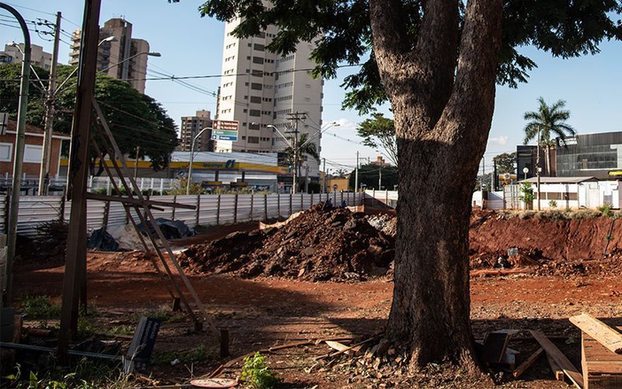 Câmara aprova isenção de IPTU para moradores afetados por obras paradas em Ribeirão