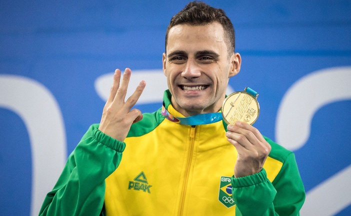Com ouro na natação, Brasil reassume vice-liderança de medalhas no Pan