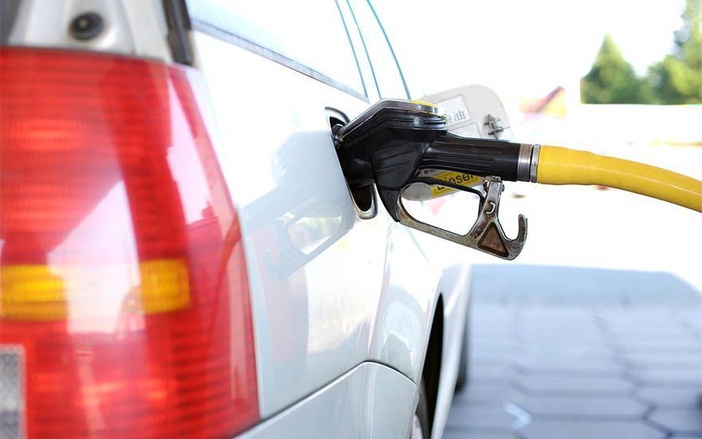 Petrobras reduz preço da gasolina em 1,38% nas refinarias
