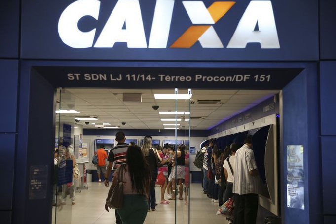 Saques do FGTS começaram nesta sexta-feira, 13; saiba quem tem direito a receber