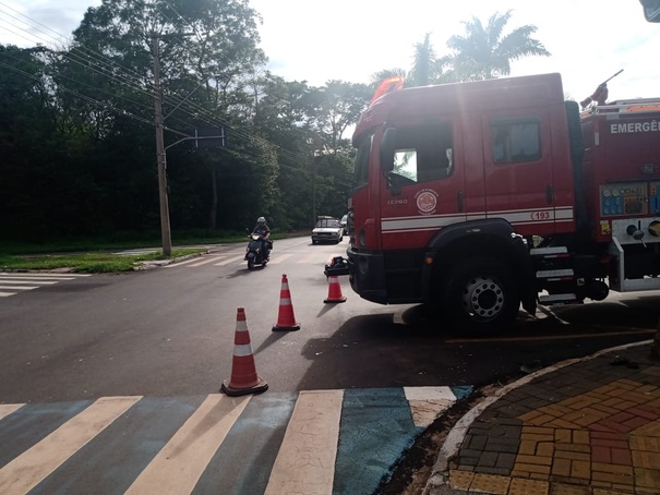 Acidente entre duas motocicletas deixa duas mulheres feridas em Batatais