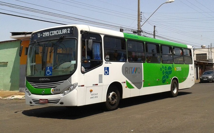 Nenhum ônibus do transporte público de Ribeirão Preto possui ar-condicionado