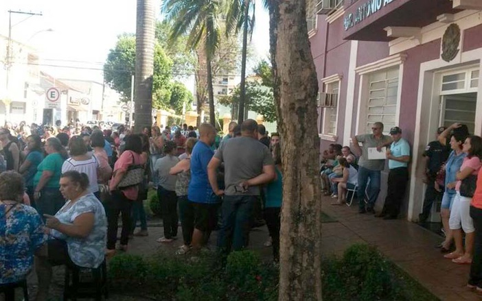Greve de servidores de Sertãozinho completa uma semana