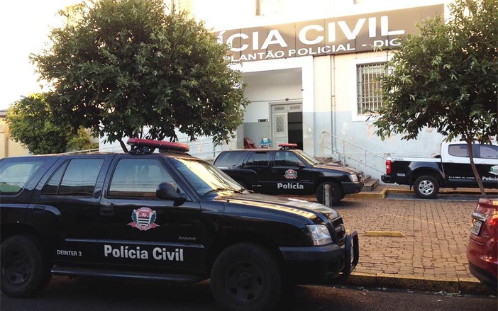 Homem é preso após esfaquear esposa e filha nos Campos Elíseos