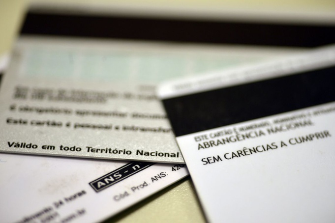 Clientes de planos de saúde registraram 4,7 mil queixas sobre pandemia