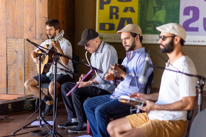 Domingo tem Choro na Esquina
