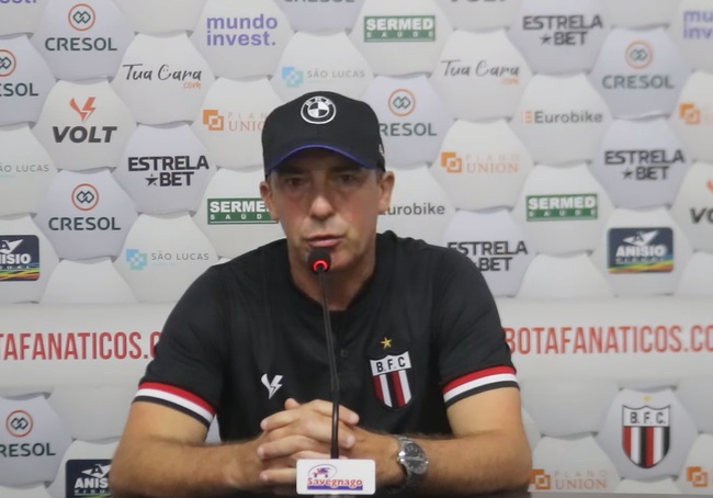 Técnico do Botafogo comenta a preparação do elenco para o Paulistão