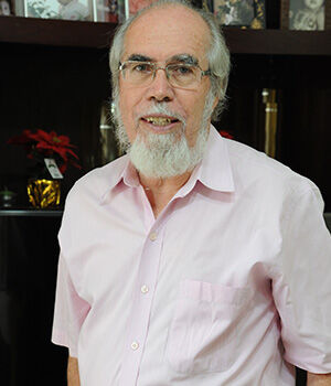 Ubaldo diz que não se tem feito política, mas politicagem (Foto: Julio Sian)