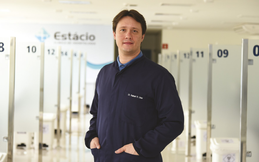 O dentista é um especialista com ampla área de atuação, explica o Prof. Dr. Rafael Rodrigues Dias
