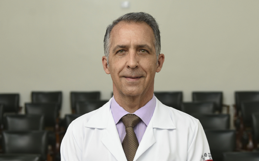 O médico Carlos Eduardo Noccioli Pereira explica que o diagnóstico precoce da doença depende da iniciativa do homem de procurar o urologista todo ano