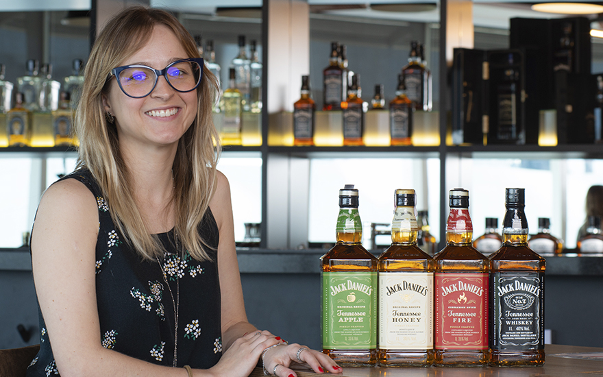 "O que mais gosto no mundo do whiskey é que os membros da família Jack Daniel's me permitem variar esses drinks de acordo com a ocasião", destaca Mariana Visconde, gerente de marketing de Jack Daniel’s Flavors no Brasi
